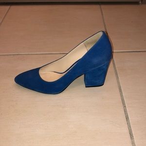 MOVING SALE Nine West size 8 blue suede shoes